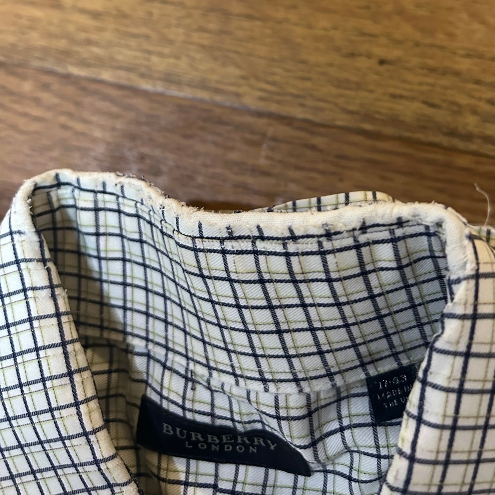 Burberry White and Blue Checkered Button Down Shirt - Picture 3 of 8